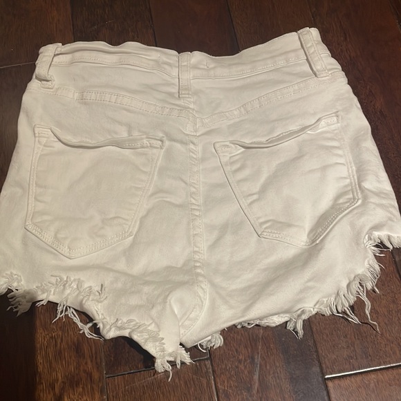Shorts - Picture 2 of 3